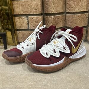 Nike Kyrie 5 burgundy Men's Size 7 / Women's 8.5 AV7917 991